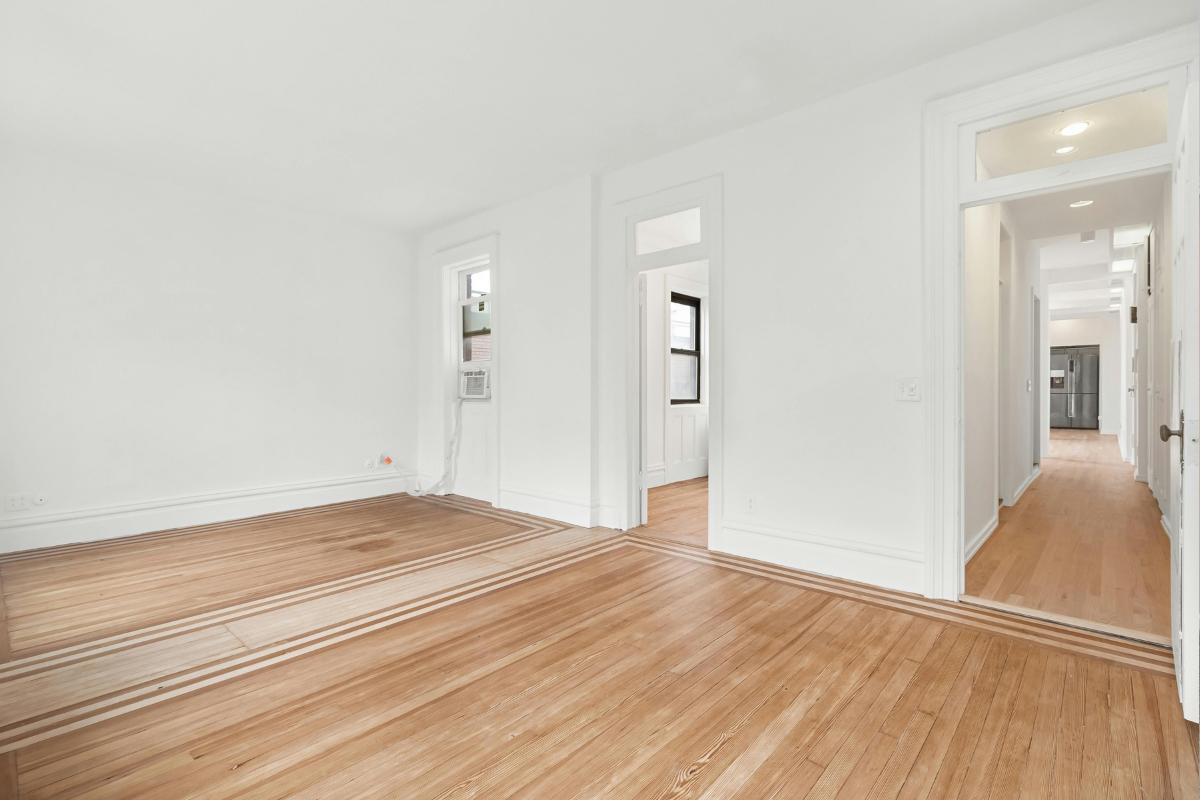 5 BHK Unfurnished Apartment Deep Cleaning - Image 2
